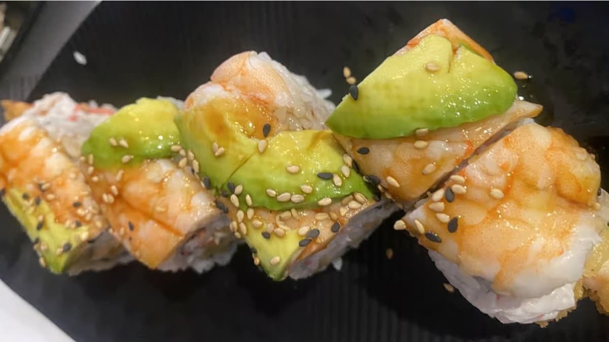 Shrimp Lover Roll (8)